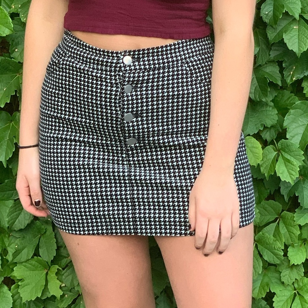 F21 checkered mini skirt
